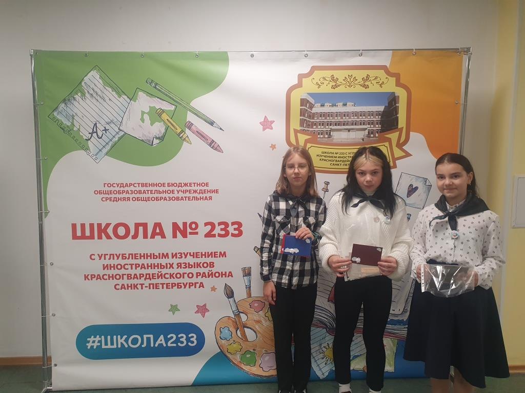 ОТКРЫТКИ ОТ «КОСМОСА»