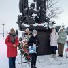ЦВЕТЫ К ПАМЯТНИКАМ И МЕМОРИАЛАМ