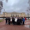 В ЗАЛАХ МУЗЕЯ И НА ПЛОЩАДИ ИСКУССТВ
