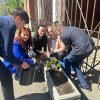 ЦВЕТЫ В ВАЗОНАХ